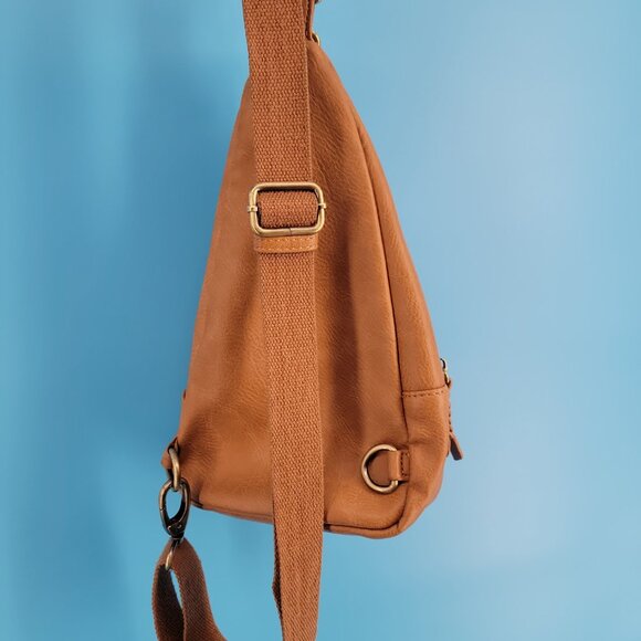🧡 ANTİK KRAFT Vegan Leather Sling Backpack – Boho-Chic Mini Pack (Excellent) - Picture 7 of 15